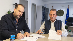 Υπογράφηκε η σύμβαση για το έργο «Συντήρηση και Αναβάθμιση Οδών και Κοινόχρηστων Χώρων»