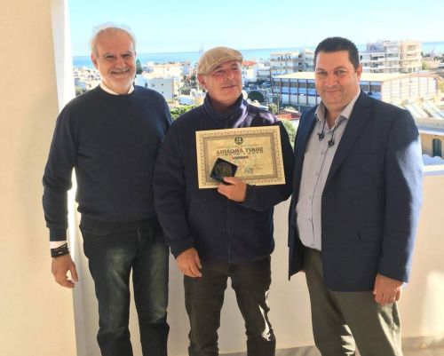Βράβευση επαναλαμβανόμενου επισκέπτη και εθελοντή πεταλωτή, κ. Χανς Σίγκνερ