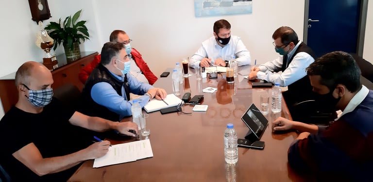 Συνάντηση εργασίας με το Διευθυντή του Περιφερειακού Υποκαταστήματος ΕΛΓΑ Κρήτης για τις ζημιές στις καλλιέργειες από τη σφοδρή χθεσινή χαλαζόπτωση.