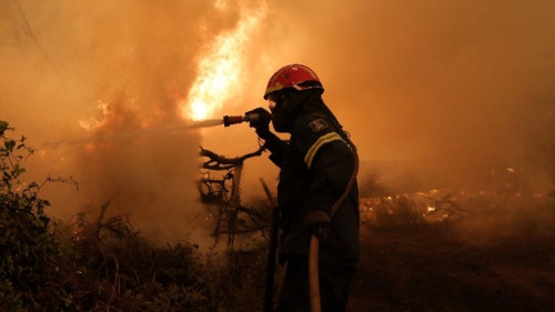 ΣΥΛΛΟΓΗ ΠΡΟΪΟΝΤΩΝ ΣΤΟ ΗΡΑΚΛΕΙΟ ΓΙΑ ΤΟΥΣ ΠΥΡΟΠΛΗΚΤΟΥΣ