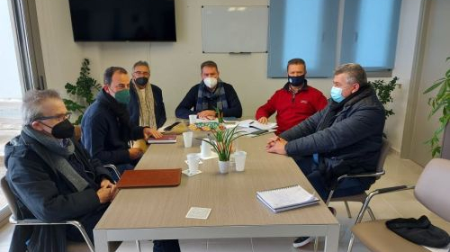 Συνάντηση με εκπροσώπους των δημοτικών παρατάξεων του Δήμου Χερσονήσου για τη Σχολή Τουριστικών Επαγγελμάτων στο Κοκκίνη Χάνι.